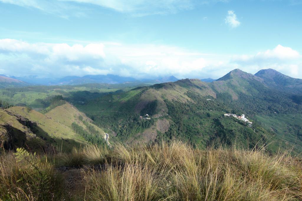 Abad Copper Castle Resort ムンナール エクステリア 写真