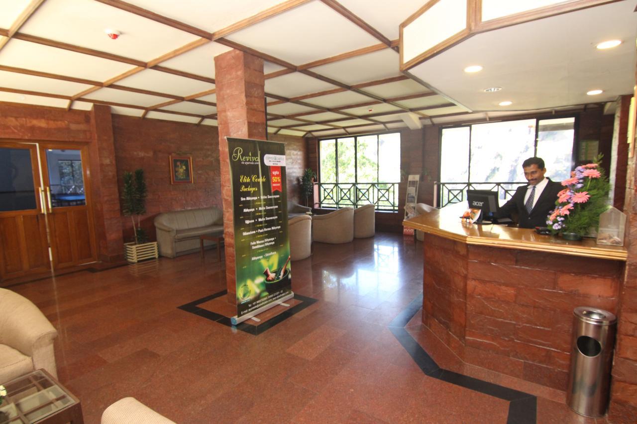 Abad Copper Castle Resort ムンナール エクステリア 写真